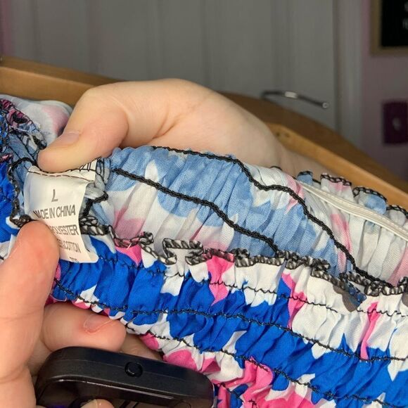 Long Flowy Patterned Sun Dress - Picture 4 of 4